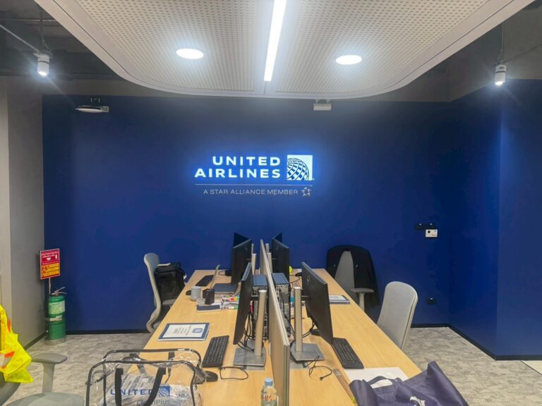 Office United Airlines